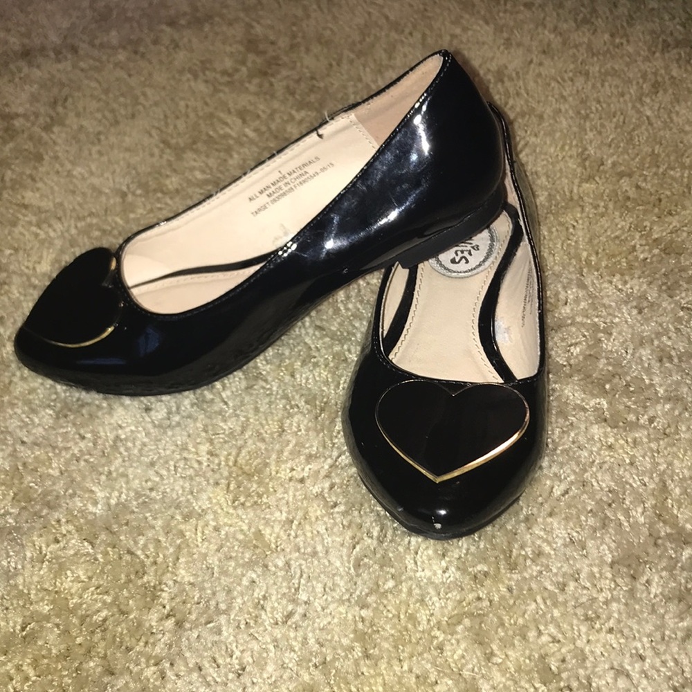 Stevie’s girls flats